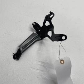 MERCEDES X164 GL LEFT REAR TRUNK CARD STAY BRACKET MOUNT OEM 2007-12  16486