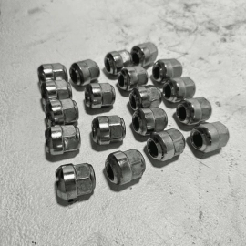 2018 HONDA PILOT EX-L / RIGHT SIDE WHEEL RIM LUG BOLT NUT OEM SET OF 19