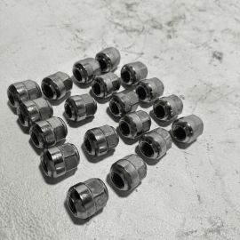 2018 HONDA PILOT EX-L / RIGHT SIDE WHEEL RIM LUG BOLT NUT OEM SET OF 19