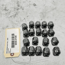 2018 HONDA PILOT EX-L / RIGHT SIDE WHEEL RIM LUG BOLT NUT OEM SET OF 19