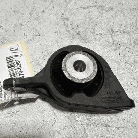ACURA MDX 2016-2020 3.5L AWD REAR DIFFERENTIAL PASSENGER SIDE MOUNT BRACKET OEM