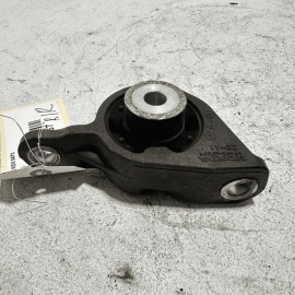 ACURA MDX 2016-2020 3.5L AWD REAR DIFFERENTIAL PASSENGER SIDE MOUNT BRACKET OEM