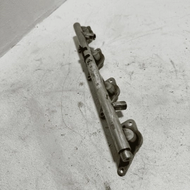 Mercedes W221 S550 Left Driver Side Fuel Injection Rail Line OEM 2012-2013
