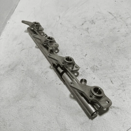 Mercedes W221 S550 Left Driver Side Fuel Injection Rail Line OEM 2012-2013