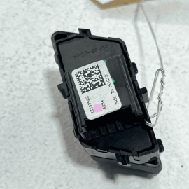 2018-2023 GMC Terrain Front Left Driver Side Door Lock Latch Control Switch