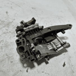 Engine Motor Oil Pump 85K Miles Mercedes S550 2012 OEM