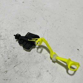 TOYOTA CAMRY XSE 2020-2024 FUEL TANK FILLER DOOR LID LATCH LOCK ACTUATOR OEM