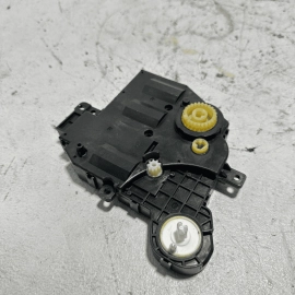2018-19-20-21-22-23-2024 TOYOTA CAMRY XSE HVAC AIR INLET DOOR ACTUATOR OEM