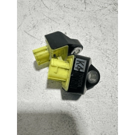 2018-2022 TOYOTA CAMRY FRONT LEFT OR RIGHT SIDE IMPACT CRASH SENSOR 2PCS OEM 2018-2022 TOYOTA CAMRY FRONT LEFT OR RIGHT SIDE IMPACT CRASH SENSOR 2PCS OEM