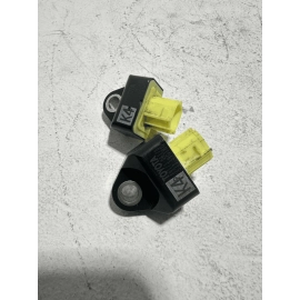 2018-2022 TOYOTA CAMRY FRONT LEFT OR RIGHT SIDE IMPACT CRASH SENSOR 2PCS OEM 2018-2022 TOYOTA CAMRY FRONT LEFT OR RIGHT SIDE IMPACT CRASH SENSOR 2PCS OEM