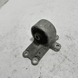 2020-2024 TOYOTA CAMRY 2.5L AWD XSE LEFT SIDE TRANS MOUNT BRACKET SUPPORT OEM