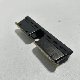 MERCEDES W221 S550 2007-2013 DASHBOARD CENTER AC AIR VENT GRILLE OEM MERCEDES W221 S550 2007-2013 DASHBOARD CENTER AC AIR VENT GRILLE OEM