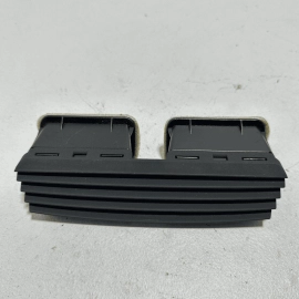 MERCEDES W221 S550 2007-2013 DASHBOARD CENTER AC AIR VENT GRILLE OEM MERCEDES W221 S550 2007-2013 DASHBOARD CENTER AC AIR VENT GRILLE OEM