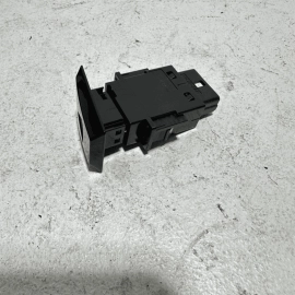 2021-2024 TOYOTA CAMRY XSE DASHBOARD EMERGENCY HAZARD WARNING SWITCH OEM