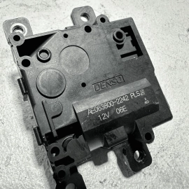 TOYOTA CAMRY XSE 2018-19-20-21-22-23-2024 HVAC Air Inlet Door Actuator Motor OEM