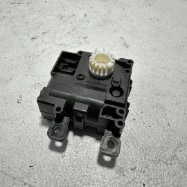 TOYOTA CAMRY XSE 2018-19-20-21-22-23-2024 HVAC Air Inlet Door Actuator Motor OEM