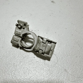 2018-2024 TOYOTA CAMRY BATTERY NEGATIVE TERMINAL CONNECTOR CLAMP OEM
