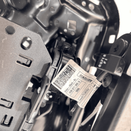 2012 - 2018 AUDI A6 FRONT RIGHT PASSENGER SEAT LOWER TRACK FRAME W/ MOTORS 