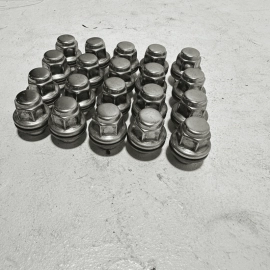 2018-2024 TOYOTA CAMRY WHEEL RIM LUG NUT BOLT BOLTS SET OF 20 PCS OEM