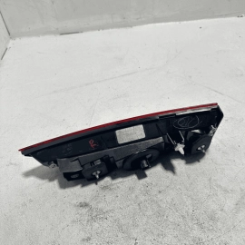 2016-2018 HONDA PILOT REAR RIGHT PASSENGER SIDE INNER TAILLIGHT LAMP OEM