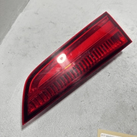 2016-2018 HONDA PILOT REAR RIGHT PASSENGER SIDE INNER TAILLIGHT LAMP OEM