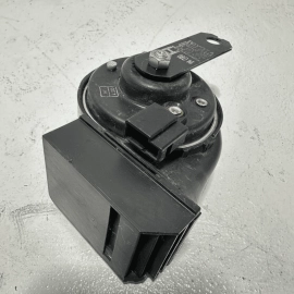 2018-2024 TOYOTA CAMRY FRONT RIGHT SIDE HIGH PITCH NOTE TONE HORN SIGNAL OEM