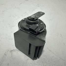 2018-2024 TOYOTA CAMRY FRONT RIGHT SIDE HIGH PITCH NOTE TONE HORN SIGNAL OEM