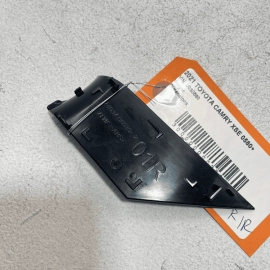 TOYOTA CAMRY 18-23 FRONT OR REAR PASSENGER DOOR INTERIOR HANDLE SCREW CAP OEM