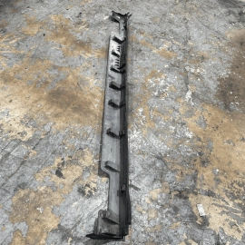 2016-22 Honda Pilot Right Passenger Side Skirt Rocker Molding Garnish Panel OEM