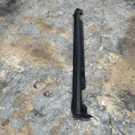 2016-22 Honda Pilot Right Passenger Side Skirt Rocker Molding Garnish Panel OEM