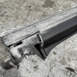 2016-22 Honda Pilot Right Passenger Side Skirt Rocker Molding Garnish Panel OEM