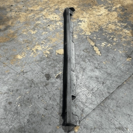 2016-2022 Honda Pilot Left Driver Side Skirt Rocker Molding Garnish Panel OEM