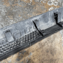 2016-2022 Honda Pilot Left Driver Side Skirt Rocker Molding Garnish Panel OEM