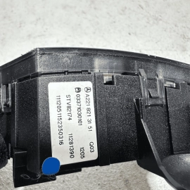 MERCEDES S550 2007-2013 FRONT RIGHT PASSENGER SIDE DOOR LOCK CONTROL SWITCH OEM