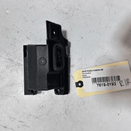 2017-2020 FORD FUSION REAR RIGHT PASSENGER BLIND SPOT SENSOR BRACKET OEM