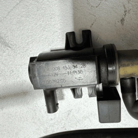2012-2013 MERCEDES S550 ENGINE TURBOCHARGER AIR CHARGE BOOST SENSOR OEM