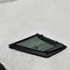2016-2022 HONDA PILOT FRONT RIGHT PASSENGER SIDE DOOR WINDOW VENT GLASS OEM