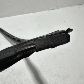 2016-2021 HONDA PILOT FRONT RIGHT SIDE DOOR WINDOW GLASS RUN CHANNEL SEAL OEM