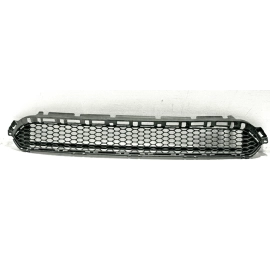 Honda Pilot Front Bumper Lower Center Mesh Grille Molding OEM 2016-2018