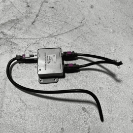 2007-2013 MERCEDES S550 W221 ANTENNA AMPLIFIER AMP SPLITTER MODULE OEM