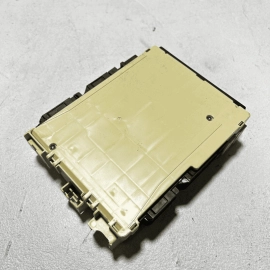 2019 - 2024 Toyota Camry MULTIPLEX FUSE RELAY JUNCTION BLOCK MODULE OEM