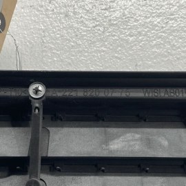 07-13 Mercedes S550 Rear Left Driver Side Floor Antenna Pressure Outlet Ven