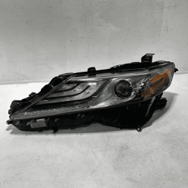 2019 TOYOTA CAMRY XSE FRONT LEFT DRIVER SIDE HEADLIGHT LAMP LIGHT OEM