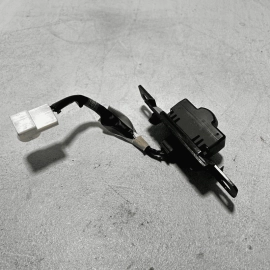 2018-2020 TOYOTA CAMRY REAR VIEW TRUNK LID BACKUP PARKING ASSIST CAMERA OEM