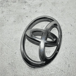 2012-2024 TOYOTA CAMRY REAR TRUNK DECK LID EMBLEM BADGE LOGO OEM