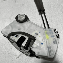 2018-2024 TOYOTA CAMRY XSE DOOR LOCK LATCH ACTUATOR FRONT LEFT DRIVER SIDE OEM