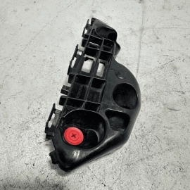 TOYOTA CAMRY 2018-2024 FRONT LEFT DRIVER SIDE BUMPER BRACKET RETAINER GUIDE OEM
