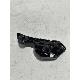 TOYOTA CAMRY 2018-2024 FRONT LEFT DRIVER SIDE BUMPER BRACKET RETAINER GUIDE OEM