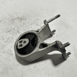 2020-2024 TOYOTA CAMRY 2.5L AWD REAR ENGINE MOTOR MOUNT BRACKET OEM