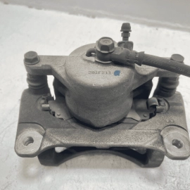 TOYOTA CAMRY 2019-2024 RAV4 AVALON FRONT RIGHT PASSENGER SIDE BRAKE CALIPER OEM